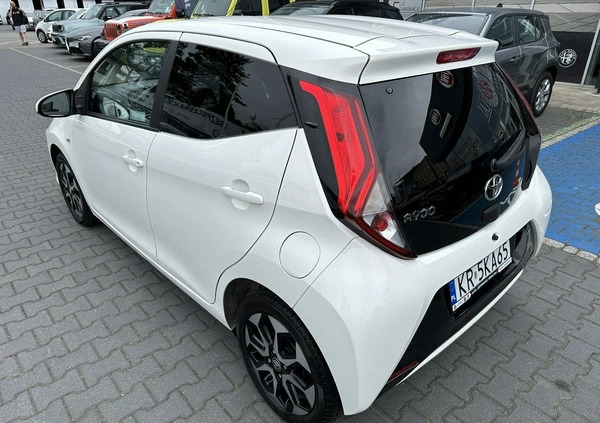 Toyota Aygo cena 44900 przebieg: 48003, rok produkcji 2018 z Radzionków małe 781